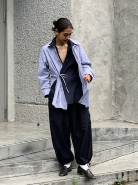 「Yohji Yamamoto（ヨウジヤマモト）のアイテム（パンツ）」を使った、Kento Atsushiさん（メンズ・180cm）の夏コーディネート