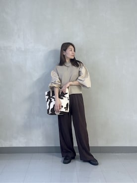 「GALLEST（ギャレスト）の【再入荷】ファブリックフォルムスリーブニット（ニット/セーター、ベージュ系）」を使った、takaさん（レディース・160cm）の秋コーディネート