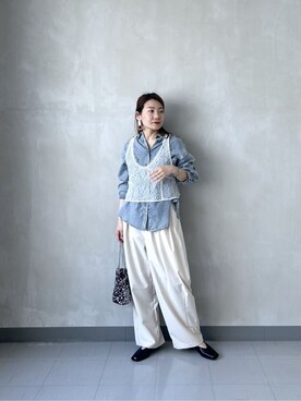 「GALLEST（ギャレスト）のデニムシャツ（シャツ/ブラウス、ブルー系）」を使った、takaさん（レディース・160cm）の春コーディネート