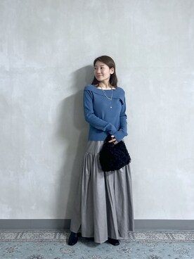 「GALLEST（ギャレスト）の【再入荷】アシメオフショルニット（ニット/セーター、ブルー系）」を使った、takaさん（レディース・160cm）の秋コーディネート