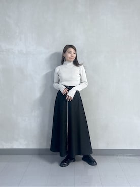 「GALLEST（ギャレスト）のリブプレーティングハイネックニット（ニット/セーター、ホワイト系）」を使った、takaさん（レディース・160cm）の秋コーディネート