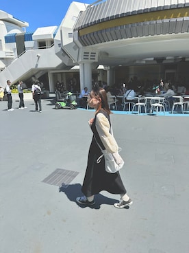 「LAUIR（ラウアー）のアイテム（シャツ/ブラウス）」を使った、はまちぃさん（レディース・157cm）の春コーディネート