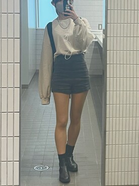 スウェットを使った ショートパンツ のレディース人気ファッションコーディネート Wear