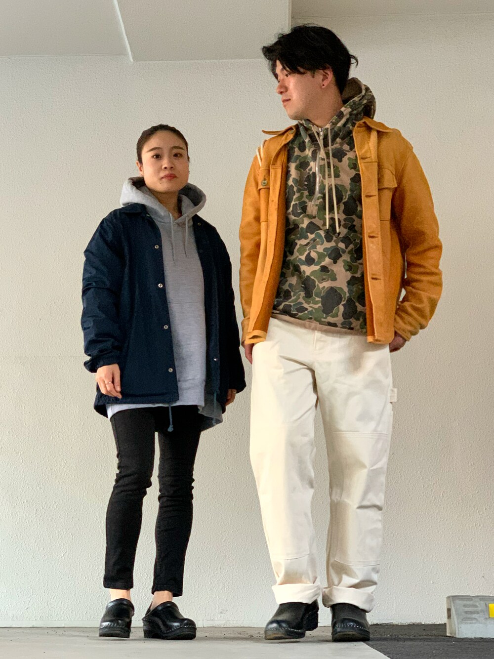 「サボ」｜「deerskin jacketのアイテム（その他アウター、ブラウン系）」を使った、🎩さん（メンズ・178cm）の冬コーディネートの1枚目の写真