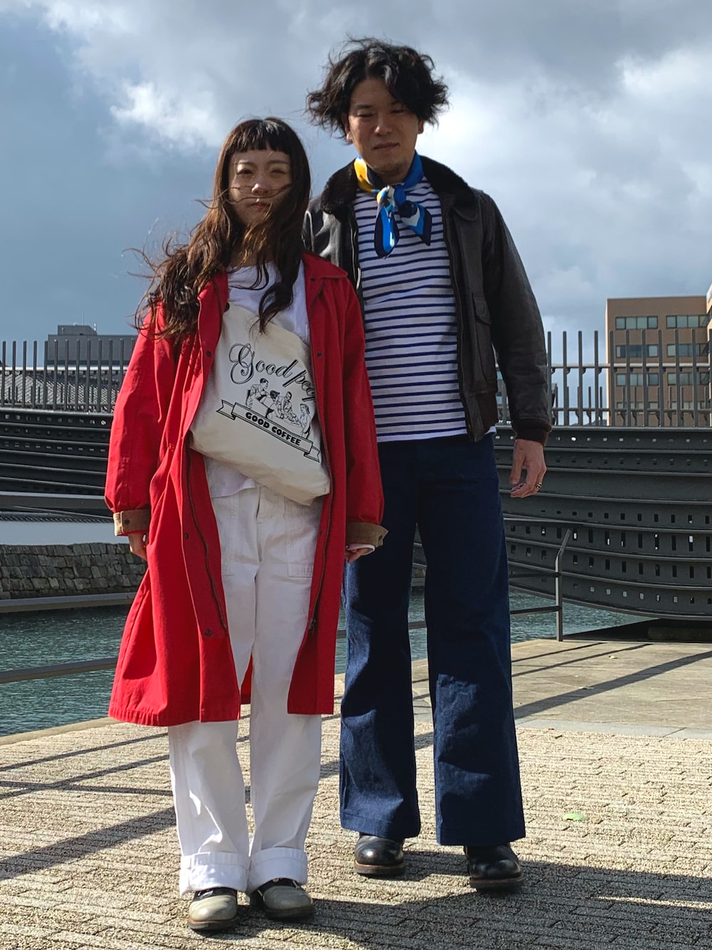 「g1、強風」｜「US NAVYのアイテム（ミリタリージャケット、ブラウン系）」を使った、🎩さん（メンズ・178cm）の秋コーディネートの1枚目の写真