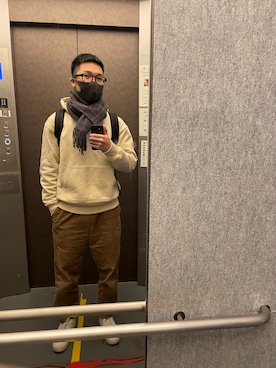 「秋のコーデ」｜「UNIQLO（ユニクロ）のアイテム（パーカー）」を使った、dzさん（メンズ・172cm）の秋コーディネート