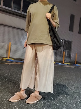 「H&M（エイチ・アンド・エム）のアイテム（スリッポン）」を使った、えんじぇるちゃんさん（レディース・167cm）の秋コーディネート
