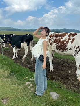「CHARLES & KEITH（チャールズ & キース）のCressida クレシダ キルトプッシュロッククラッチ（单肩包、ブラック系）」を使った、さきさん（レディース・155cm）の夏コーディネート