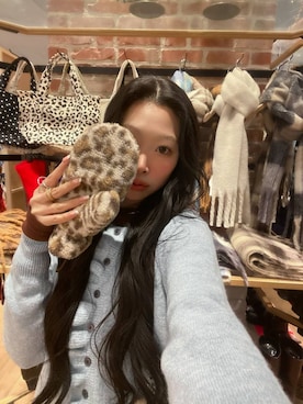 「アイテム（手袋）」を使った、Hinaさん（レディース・162cm）の冬コーディネート