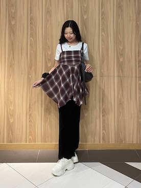 「アイテム（トップス、シルバー系）」を使った、Hinaさん（レディース・162cm）の夏コーディネート