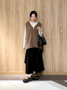 「アイテム（ヘアゴム）」を使った、Hinaさん（レディース・162cm）の秋コーディネート