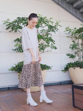 「H&M（エイチ・アンド・エム）のアイテム（スカート）」を使った、テラスモール湘南さん（レディース・163cm）の秋コーディネート
