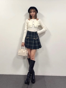 「RESEXXY（リゼクシー）のフェイクファーコンパクトバッグ（ハンドバッグ、ホワイト系）」を使った、yunaさん（レディース・161cm）の秋コーディネート