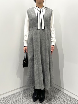 「アイテム（ジャンパースカート）」を使った、OFUON le MKさん（レディース・158cm）の秋コーディネート