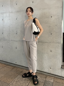 「three dots（スリードッツ）のアイテム」を使った、three dots Officialさん（レディース・168cm）の夏コーディネート