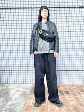 「アイテム（ボディバッグ/ウエストポーチ）」を使った、hkmdさん（レディース・173cm）の冬コーディネート