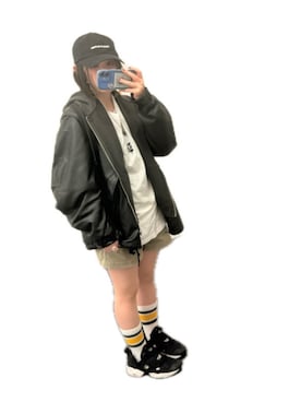 「thisisneverthat（ディスイズネバーザット）の（FW25）T-Logo Cap（キャップ、ブラック系）」を使った、muchaさん（レディース・157cm）の秋コーディネート