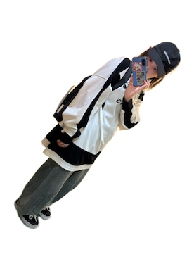 「JEANASIS（ジーナシス）のアイテム（シャツ/ブラウス、ホワイト系）」を使った、muchaさん（レディース・157cm）の秋コーディネート