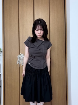 「Miseki SEOUL（ミセキソウル）のアイテム（シャツ/ブラウス、グレー系）」を使った、ゆみさん（レディース・153cm）の春コーディネート