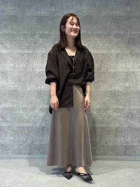 「LE TALON（ルタロン）の《追加》3.5cmシアーリボンミュール（パンプス、ベージュ系）」を使った、chiakiさん（レディース・165cm）の夏コーディネート