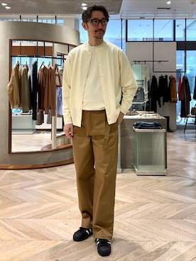「EDIFICE（エディフィス）のアイテム（パンツ）」を使った、TERAIさん（メンズ・183cm）の秋コーディネート