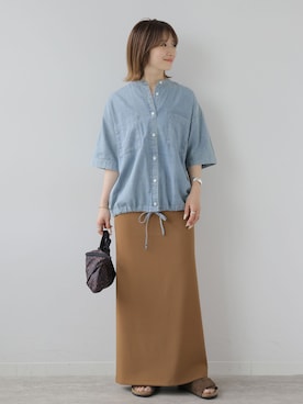 「JOURNAL STANDARD relume（ジャーナルスタンダード　レリューム）のライトデニムドロストシャツ（シャツ/ブラウス、ブルー系）」を使った、makotoさん（レディース・158cm）の夏コーディネート