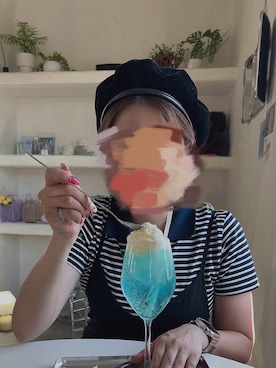 「アイテム（ネイルシール/ネイルチップ）」を使った、.kou.さん（レディース・155cm）の秋コーディネート