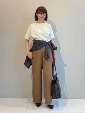 「INDIVI（インディヴィ）の【収納力◎／A4サイズ対応】シゴデキバッグ（トートバッグ、ブラック系）」を使った、imurayamaさん（レディース）の春コーディネート