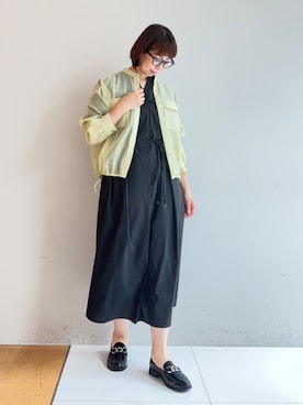 「INDIVI（インディヴィ）の【トレンド／2WAY】裾ドロスト付きシアーブラウスブルゾン（シャツ/ブラウス、グリーン系）」を使った、imurayamaさん（レディース）の夏コーディネート
