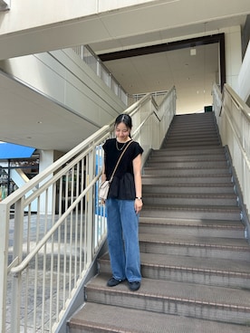 「ITEMS URBANRESEARCH（アイテムズ アーバンリサーチ）のレーストリムプルオーバー（Tシャツ/カットソー、ブラック系）」を使った、しふぁさん（レディース・163cm）の夏コーディネート