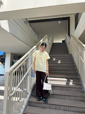「ITEMS URBANRESEARCH（アイテムズ アーバンリサーチ）のギャザーチュニックブラウス（シャツ/ブラウス、イエロー系）」を使った、しふぁさん（レディース・163cm）の夏コーディネート