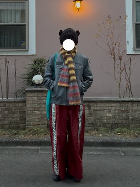 「アイテム（パンツ、レッド系）」を使った、motimotimocchiさん（レディース・161cm）の冬コーディネート