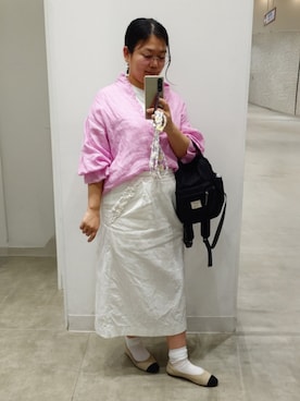 「coca（coca）（コカ）のアイテム（トップス）」を使った、rinaさん（レディース・158cm）の春コーディネート