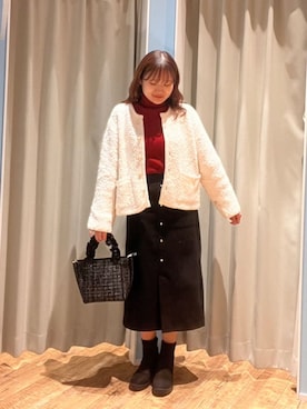 「SHOO・LA・RUE（シューラルー）の【絶妙なゆるピタ/洗濯機可】ちくちくしにくい リブタートルネック やわらかニット【CIRCRIC】（ニット/セーター、レッド系）」を使った、もんちゃんさん（レディース・158cm）の冬コーディネート