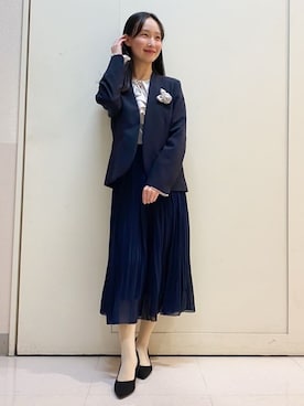 「アイテム（ブローチ/コサージュ、ベージュ系）」を使った、あい梨さん（レディース・157cm）の冬コーディネート