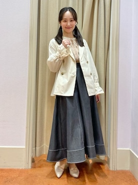 「アイテム（トレンチコート、ホワイト系）」を使った、あい梨さん（レディース・157cm）の冬コーディネート