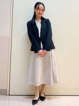 「アイテム（ノーカラージャケット、ブラック系）」を使った、あい梨さん（レディース・157cm）の冬コーディネート