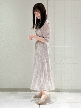 「ESPERANZA（エスペランサ）の【12時間パンプス】約7.5㎝／ラメ素材　歩きやすくて疲れにくい（パンプス、ゴールド系）」を使った、takeさん（レディース・158cm）の秋コーディネート