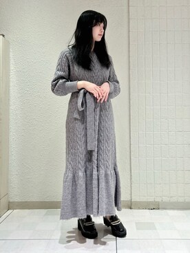 「ESPERANZA（エスペランサ）のチェーン＆パール調モチーフローファー 24SS（パンプス、ブラック系）」を使った、takeさん（レディース・158cm）の冬コーディネート