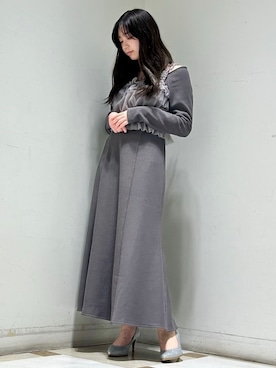 「ESPERANZA（エスペランサ）の【12時間パンプス】約7.5㎝／ラメ素材　歩きやすくて疲れにくい（パンプス、シルバー系）」を使った、takeさん（レディース・158cm）の春コーディネート