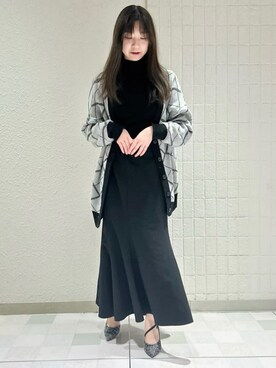 「ESPERANZA（エスペランサ）のサイドオープンツイードパンプス 結婚式二次会 パーティー 24SS（パンプス、ブラック系）」を使った、takeさん（レディース・158cm）の冬コーディネート