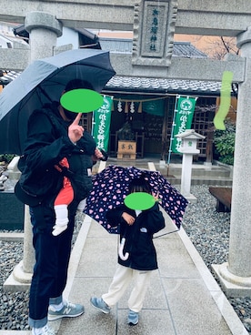 「雨」｜「アイテム（ナイロンジャケット）」を使った、でんきやさんさん（メンズ・178cm）の春コーディネート