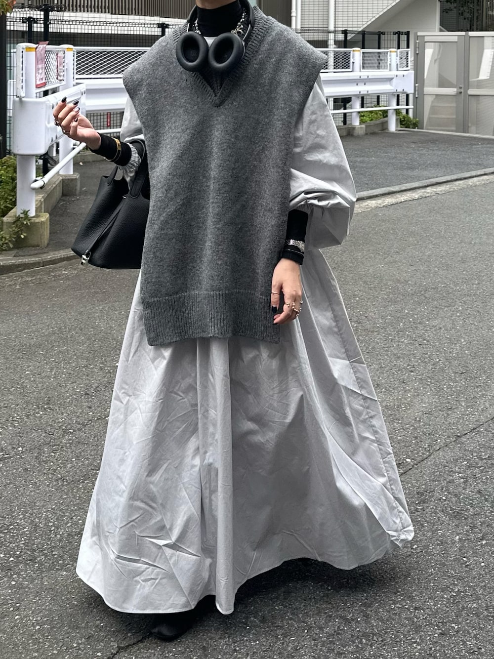 ダイアナ 素敵なあなたをもっと素敵に ボディースーツ NEUNA tシャツ 「ボディースーツで肌見せ」サイドカットボディー