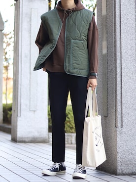 「green label relaxing（グリーンレーベルリラクシング）の【WEB限定】＜GLR/ -or（ジーエルアール オア）＞キルティング ベスト -ユニセックス-（ベスト）」を使った、ひっちさん（メンズ・172cm）の秋コーディネート