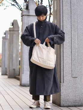 「epnok（エプノック）のアイテム（ステンカラーコート）」を使った、ひっちさん（メンズ・172cm）の秋コーディネート