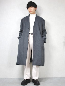 「アイテム（ノーカラーコート、ブルー系）」を使った、ひっちさん（メンズ・172cm）の冬コーディネート