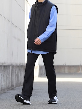 「NEW BALANCE（ニューバランス）のMS327（スニーカー）」を使った、HICCHIさん（メンズ・170cm）の秋コーディネート