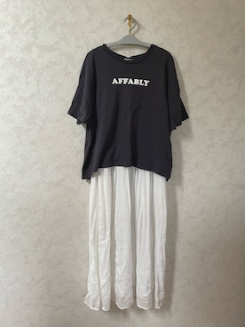 「HUG（ハグ）のアイテム」を使った、ファンファーれさん（レディース・150cm）の春コーディネート