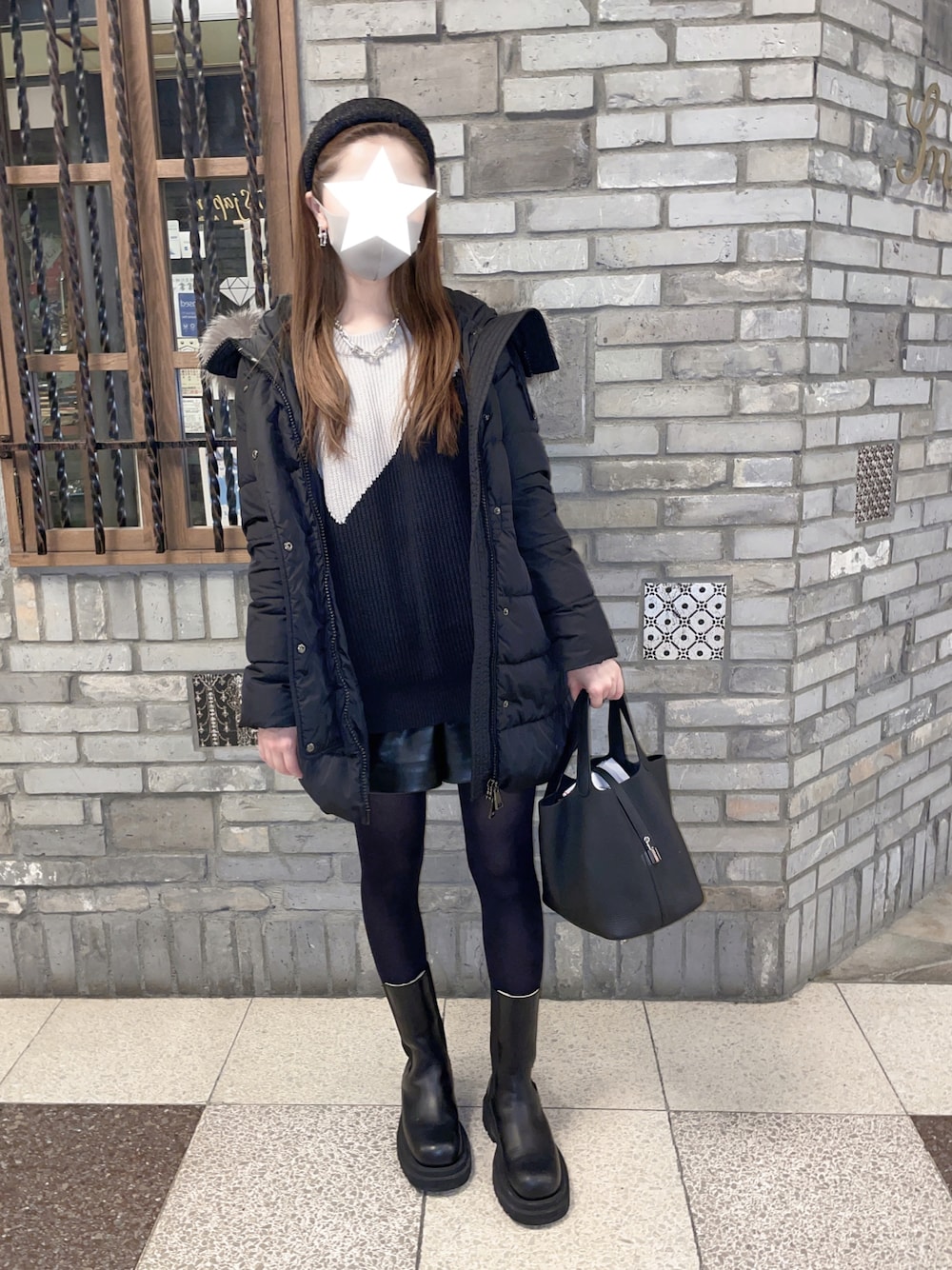 「ピコタン、ハードウェア、ラグブーツ」｜「BOTTEGA VENETAのアイテム（ブーツ、ブラック系）」を使った、✭♡ayaka♡✭さん（レディース・156cm）の春コーディネートの1枚目の写真