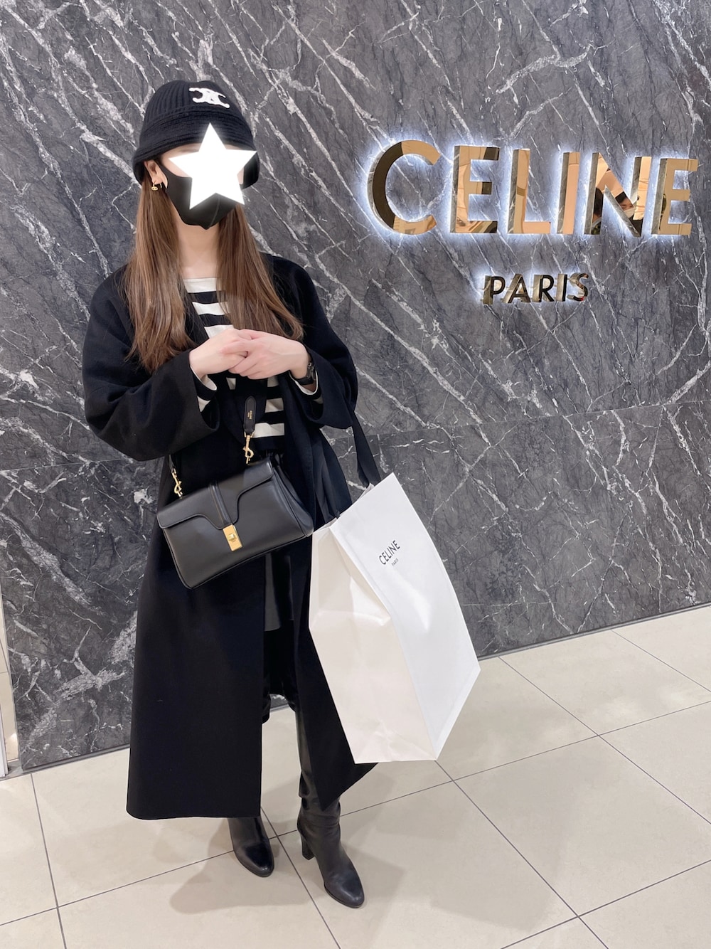 「ボーダー、ボーダートップス、トリオンフ」｜「CELINEのアイテム（ブーツ、ブラック系）」を使った、✭♡ayaka♡✭さん（レディース・156cm）の冬コーディネートの1枚目の写真